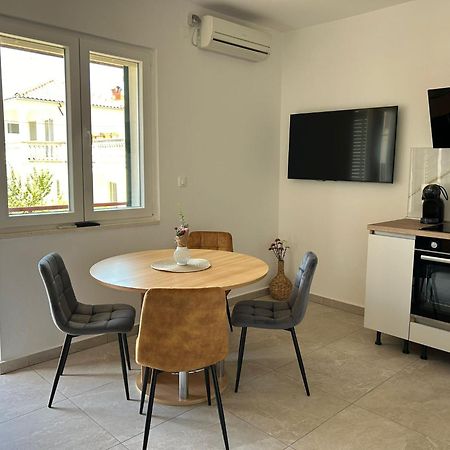 Apartman Marita Jezera Esterno foto
