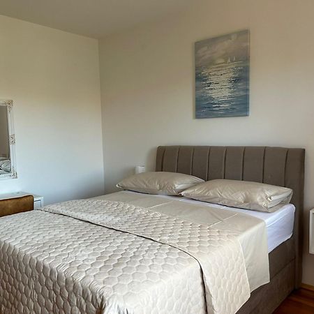 Apartman Marita Jezera Esterno foto