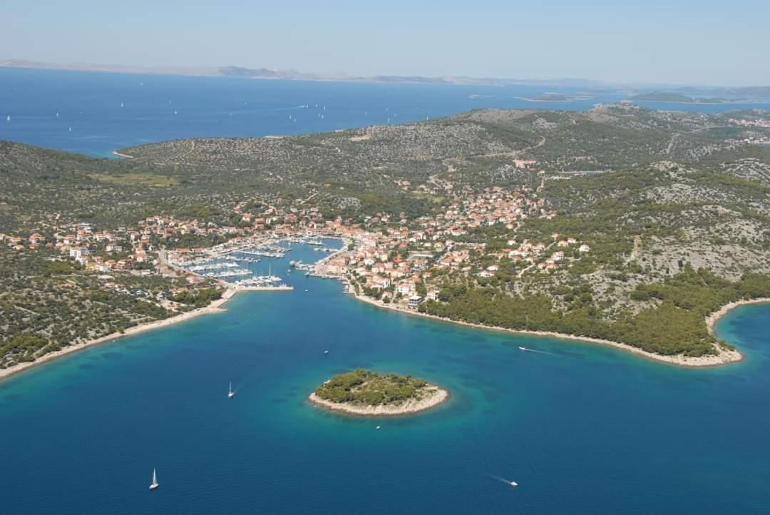 Apartman Marita Jezera Esterno foto