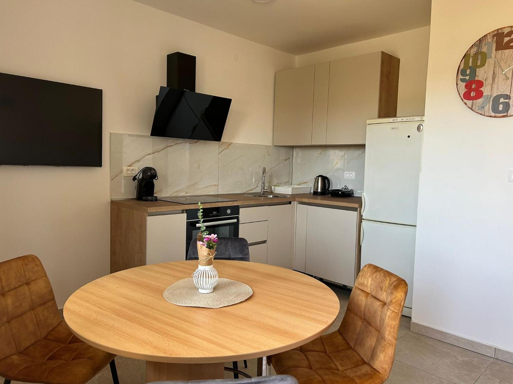 Apartman Marita Jezera Esterno foto
